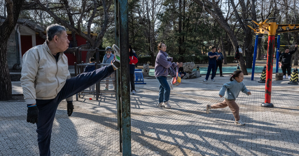 China’s Young People Are Giving Up on Saving for Retirement