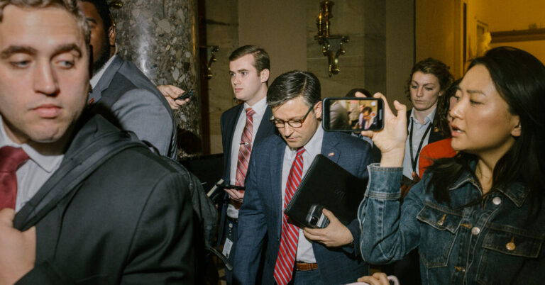 House Passes 2-Year Surveillance Law Extension Without Warrant Requirement