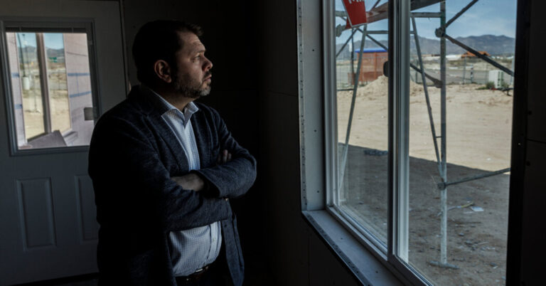 In Arizona’s Crucial Senate Race, a Liberal Fighter Courts the Center