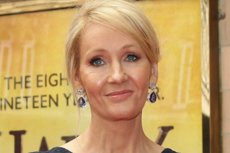 JK Rowling U-turned on promise to respect pronouns