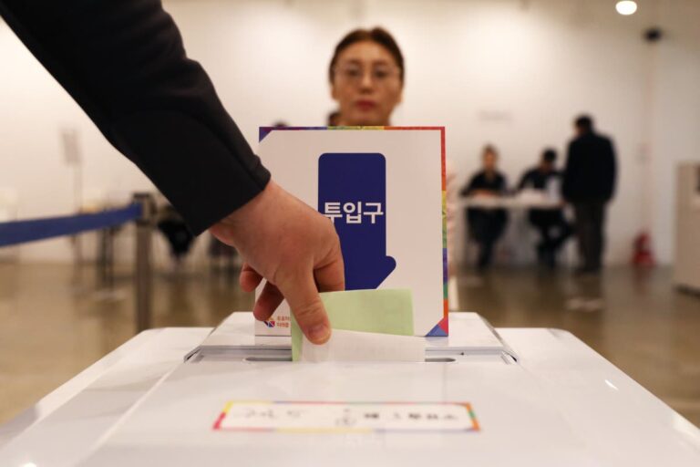 Landslide win for opposition in South Korea election in huge blow to president