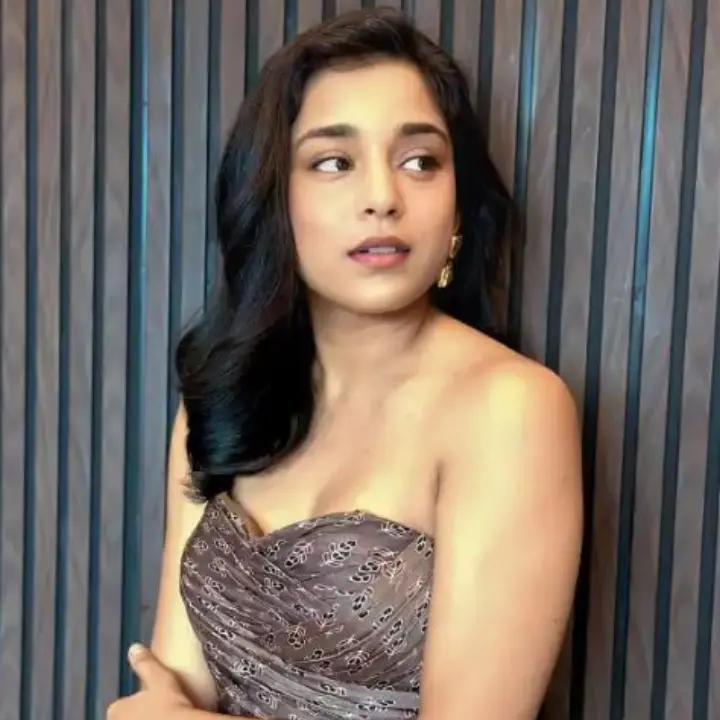 Sumbul Touqeer Khan Wiki, Age, Bio, Family, Net Worth & More